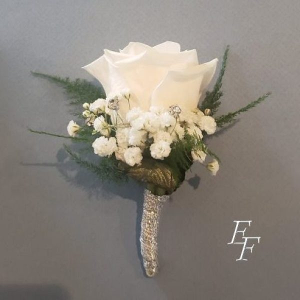 EF 811 B2 Single White Rose Boutonniere