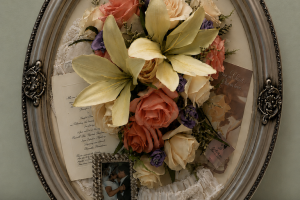 Lilly & Pink Rose Pres. Silver Frame